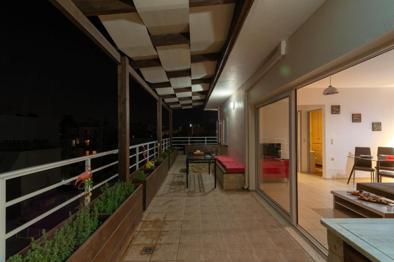 Penthouse Apartment In Downtown With Seaview Iráklio Kültér fotó